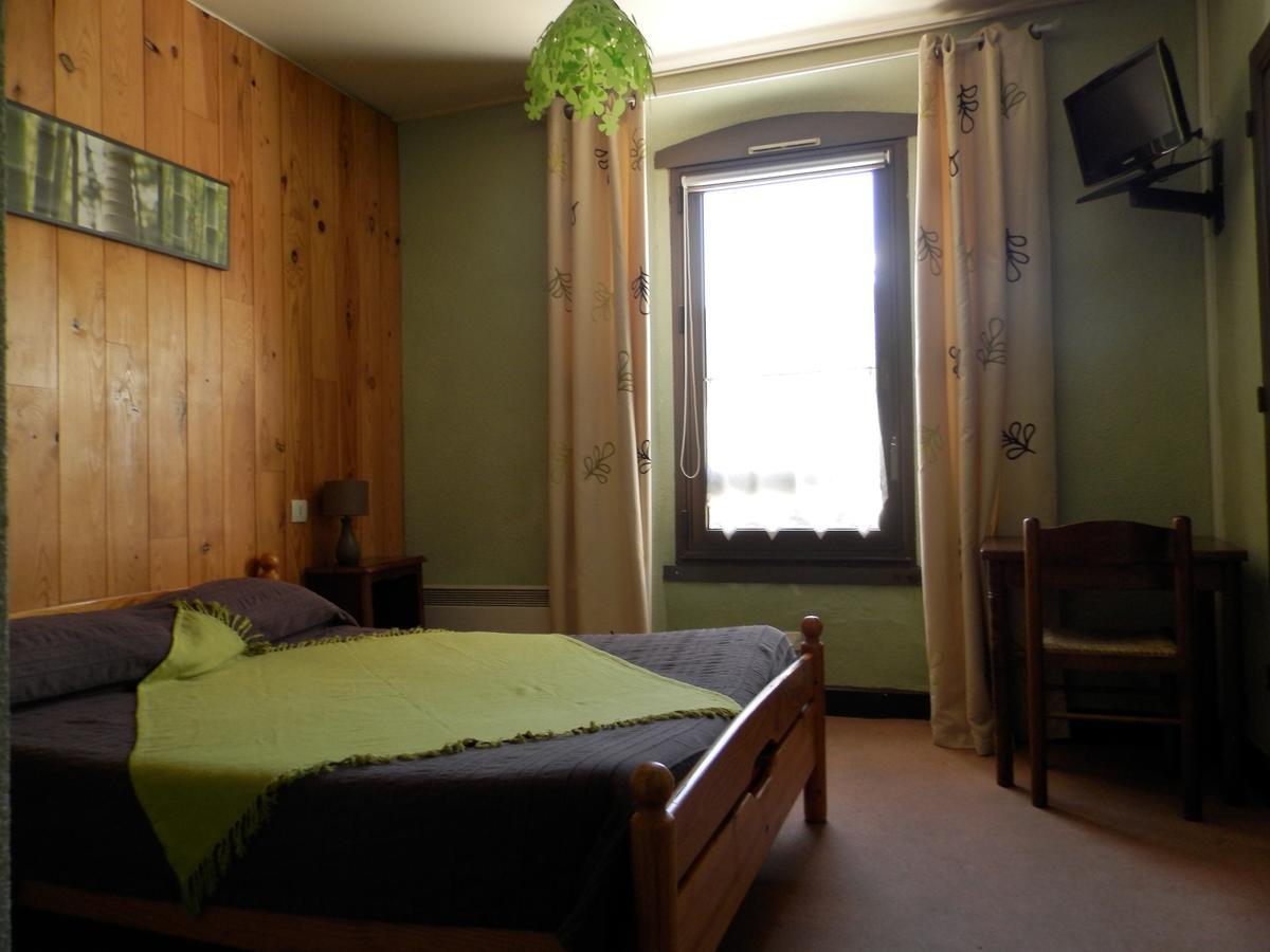 Hotel La Gare Л’Аржантьер-ла-Бессе Экстерьер фото