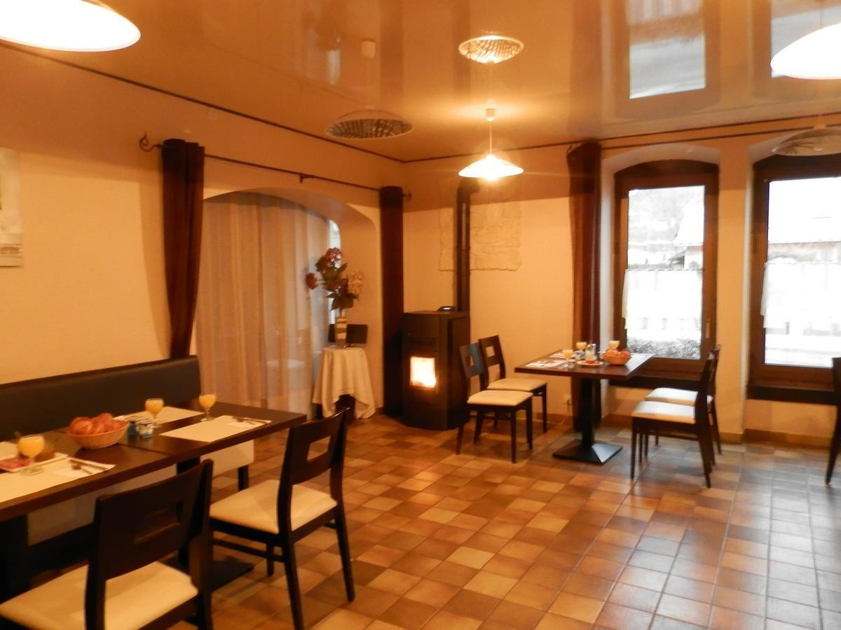 Hotel La Gare Л’Аржантьер-ла-Бессе Экстерьер фото
