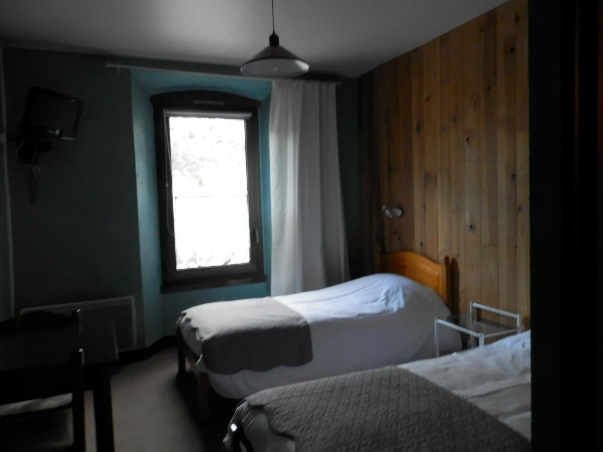 Hotel La Gare Л’Аржантьер-ла-Бессе Экстерьер фото
